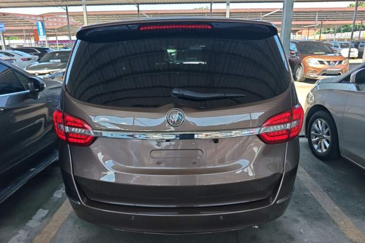 Used Buick GL8 2018 28T Luxury Model China VI Standard Rear