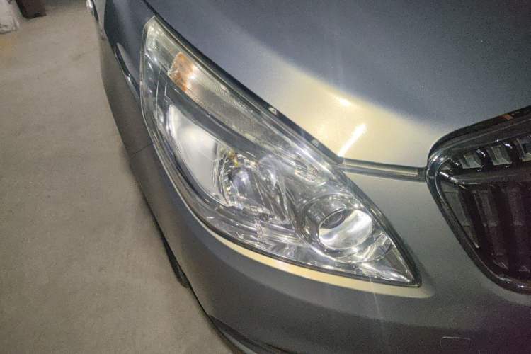 Used Buick GL8 2018 28T Comfort Model China VI Standard Right Front Headlight