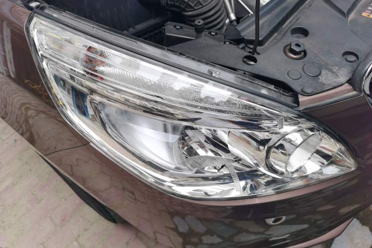 Used Buick GL8 2018 28T Luxury Model China VI Standard Right Front Headlight