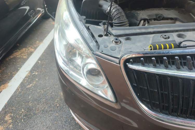 Used Buick GL8 2018 28T Luxury Model China VI Standard Right Front Headlight