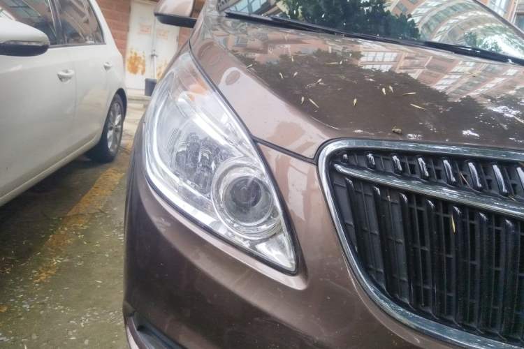Used Buick GL8 2018 28T Luxury Model China VI Standard Right Front Headlight