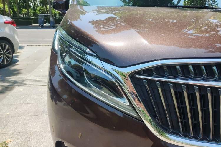 Used Buick GL8 2018 ES 28T Premium Model China VI Standard Right Front Headlight