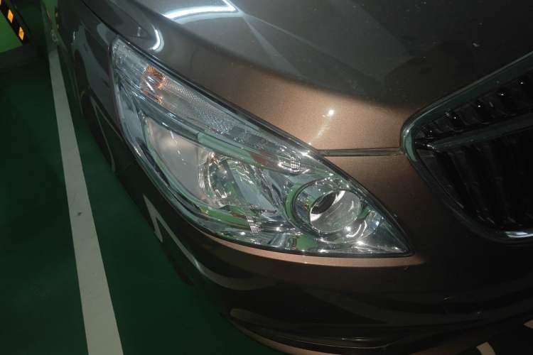 Used Buick GL8 2018 28T Luxury Model China VI Standard Right Front Headlight