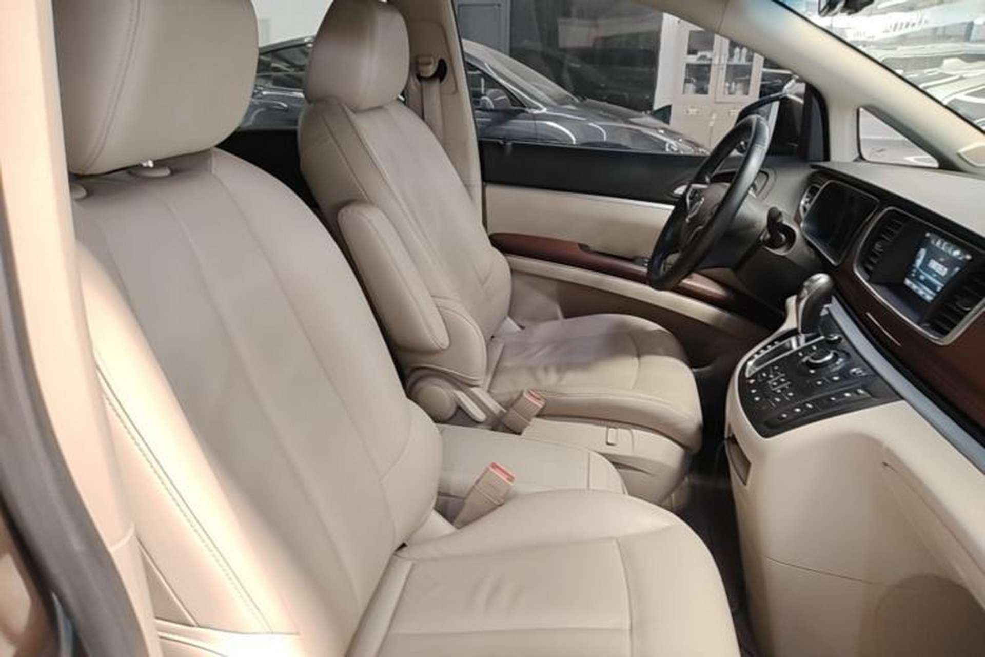 Used Buick GL8 2018 28T Luxury Model China VI Standard Right Front Seat