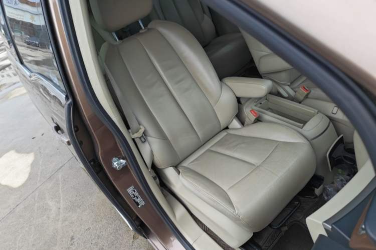 Used Buick GL8 2018 28T Luxury Model China VI Standard Right Front Seat