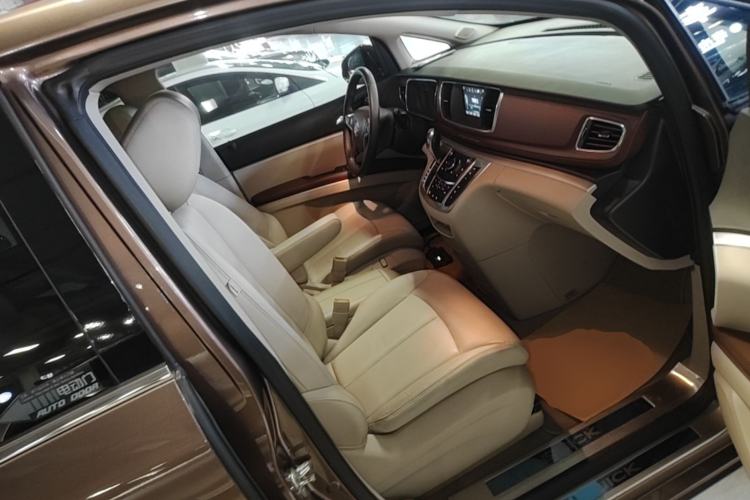 Used Buick GL8 2018 28T Luxury Model China VI Standard Right Front Seat