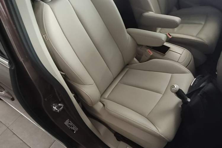 Used Buick GL8 2018 28T Prestige Version China VI Standard Right Front Seat