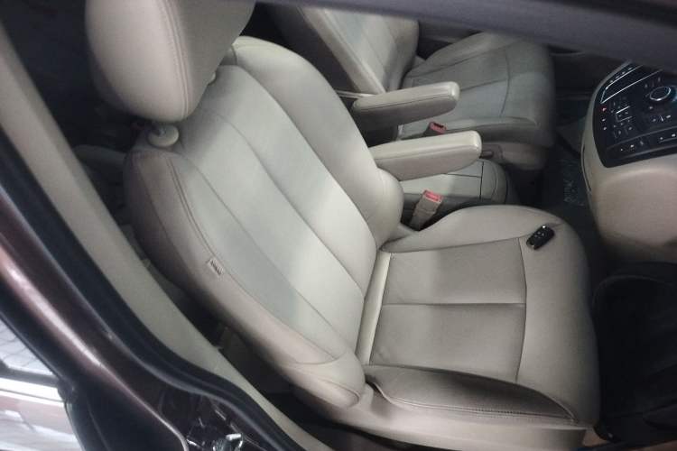 Used Buick GL8 2018 28T Prestige Version China VI Standard Right Front Seat