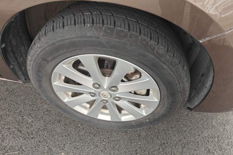 Used Buick GL8 2018 28T Luxury Model China VI Standard Right Front Wheel Hub