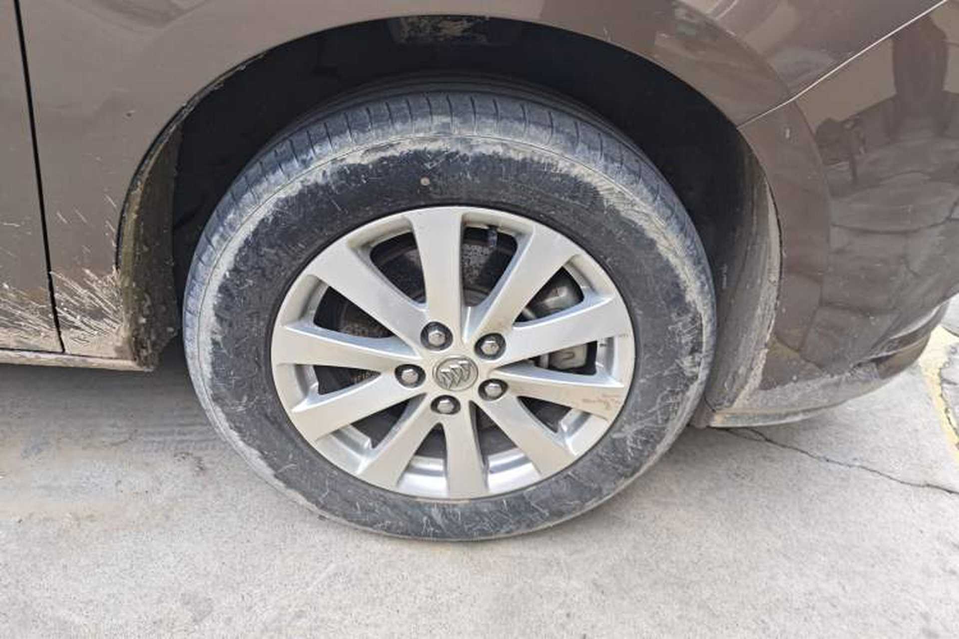 Used Buick GL8 2018 28T Comfort Model China VI Standard Right Front Wheel Hub