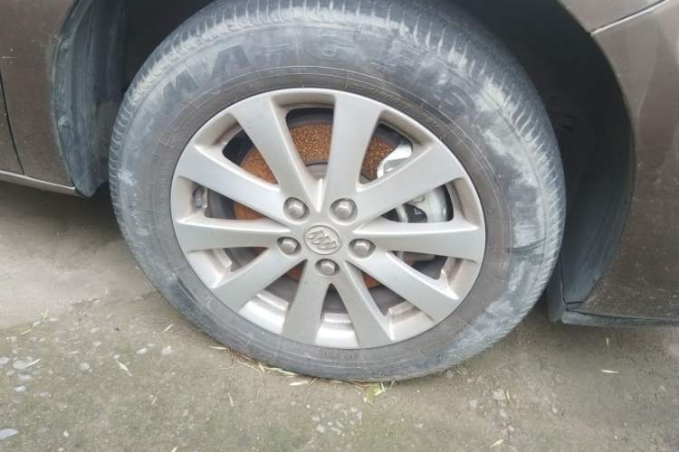 Used Buick GL8 2018 28T Luxury Model China VI Standard Right Front Wheel Hub