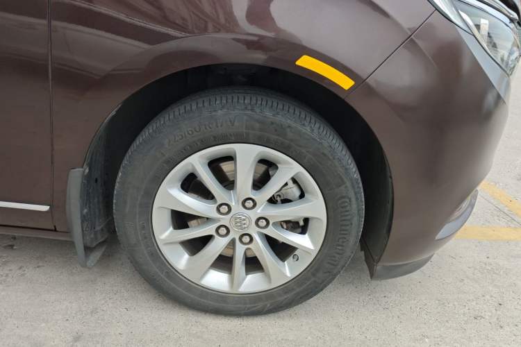 Used Buick GL8 2018 ES 28T Comfort Model China VI Standard Right Front Wheel Hub