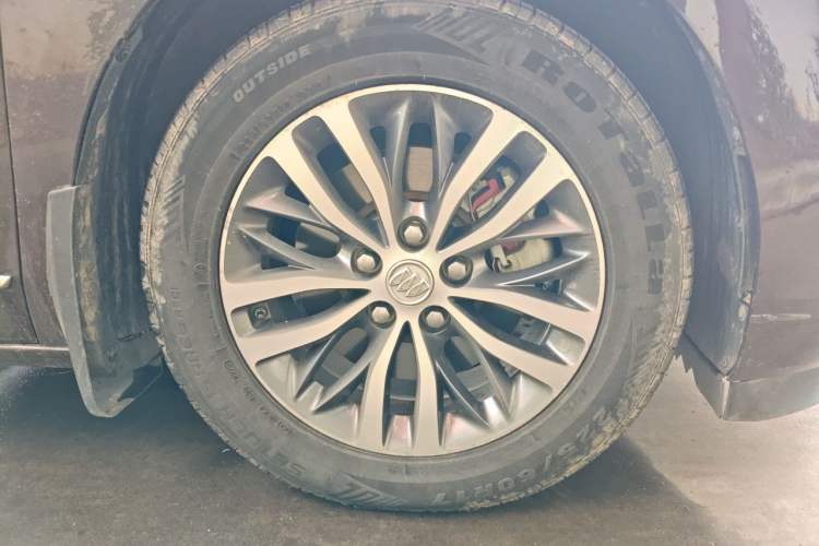 Used Buick GL8 2018 ES 28T Luxury Model China VI Standard Right Front Wheel Hub