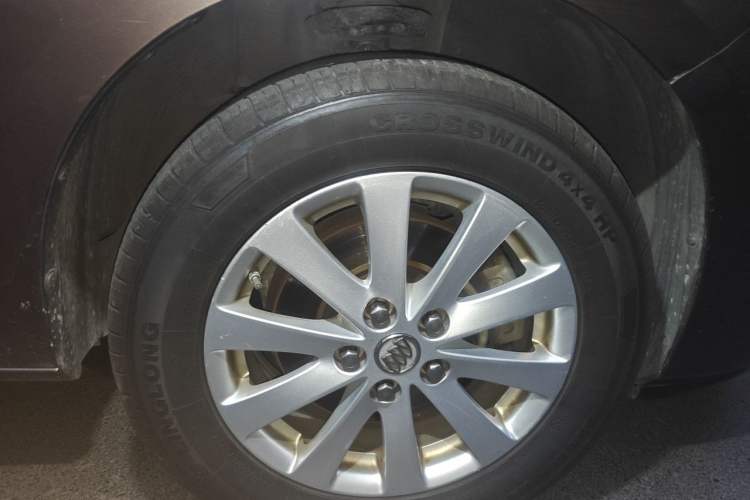 Used Buick GL8 2018 28T Luxury Model China VI Standard Right Front Wheel Hub