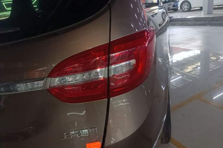 Used Buick GL8 2018 28T Prestige Version China VI Standard Right Rear Taillight