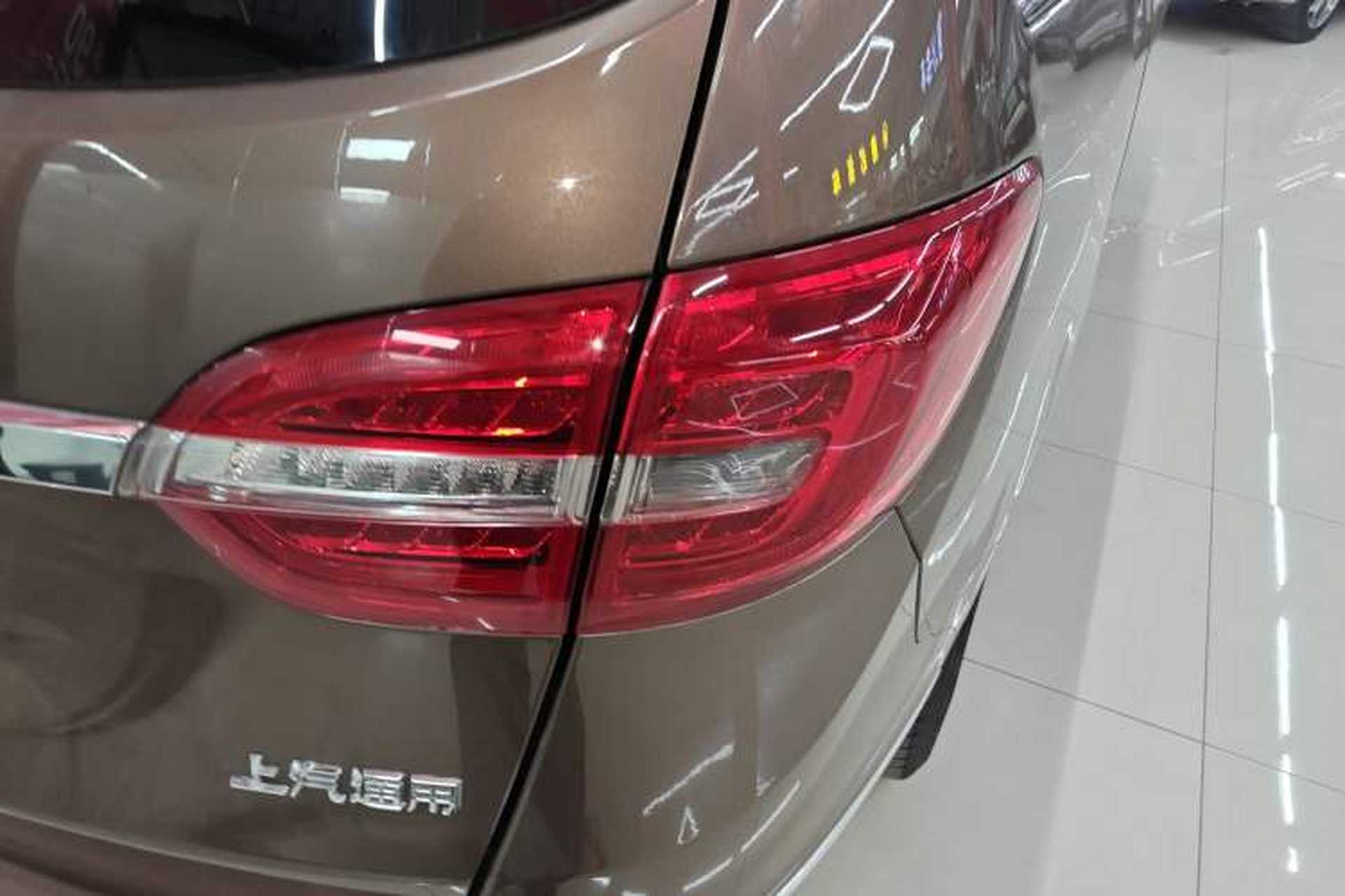 Used Buick GL8 2018 28T Luxury Model China VI Standard Right Rear Taillight