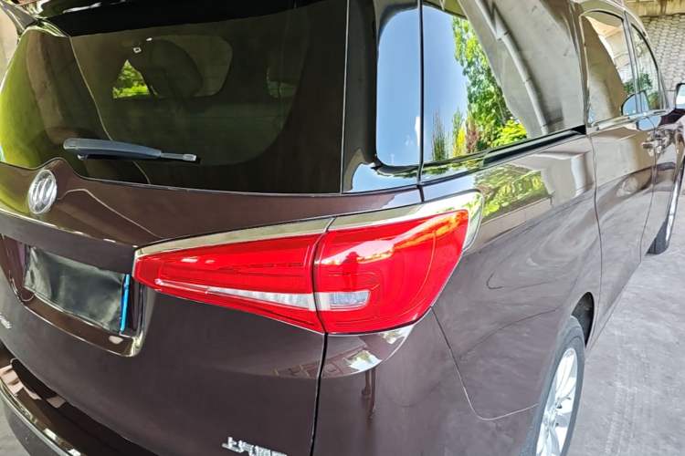 Used Buick GL8 2018 ES 28T Comfort Model China VI Standard Right Rear Taillight