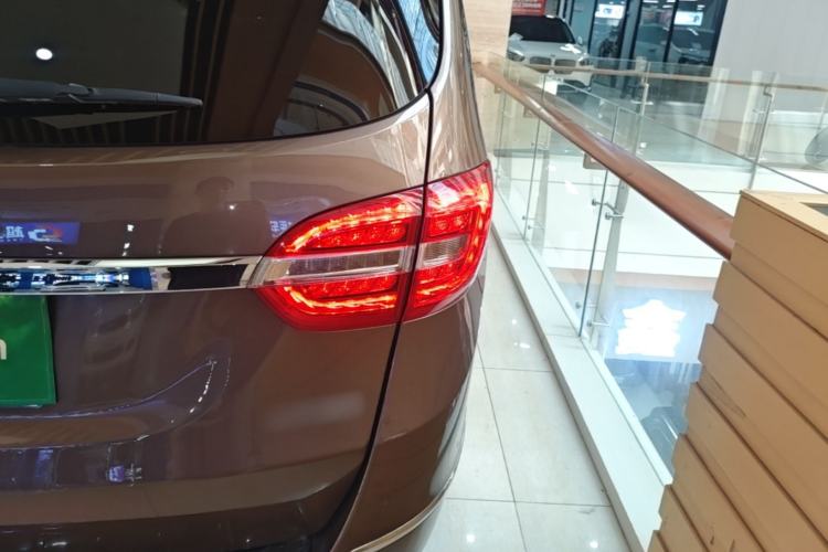Used Buick GL8 2018 28T Luxury Model China VI Standard Right Rear Taillight
