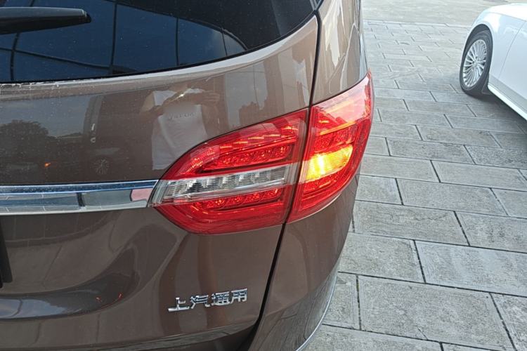 Used Buick GL8 2018 28T Prestige Version China VI Standard Right Rear Taillight