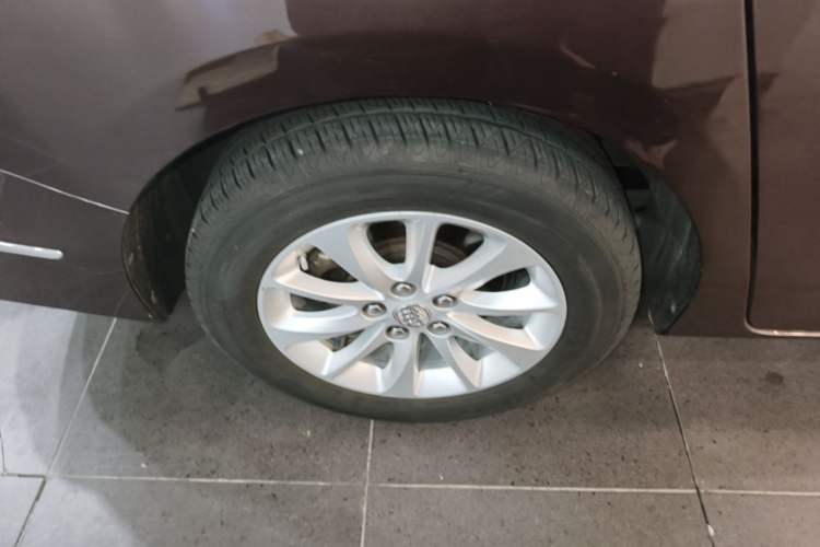 Used Buick GL8 2018 ES 28T Comfort Model China VI Standard Right Rear Wheel Hub