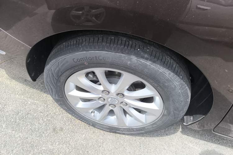 Used Buick GL8 2018 ES 28T Comfort Model China VI Standard Right Rear Wheel Hub