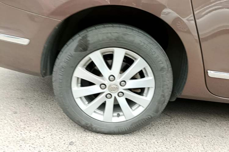 Used Buick GL8 2018 28T Luxury Model China VI Standard Right Rear Wheel Hub