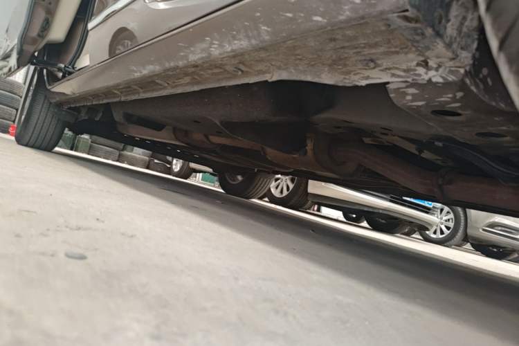 Used Buick GL8 2018 28T Prestige Version China VI Standard Right Side Sill