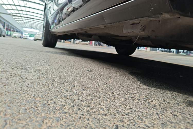 Used Buick GL8 2018 ES 28T Luxury Model China VI Standard Right Side Sill