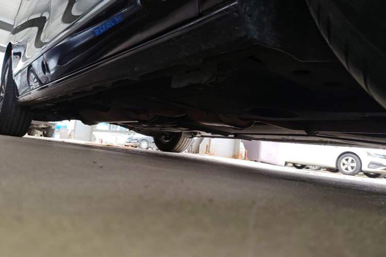 Used Buick GL8 2018 ES 28T Flagship Model China VI Standard Right Side Sill