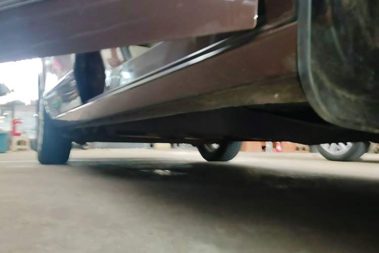 Used Buick GL8 2018 28T Luxury Model China VI Standard Right Side Sill