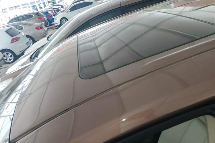 Used Buick GL8 2018 28T Luxury Model China VI Standard Roof