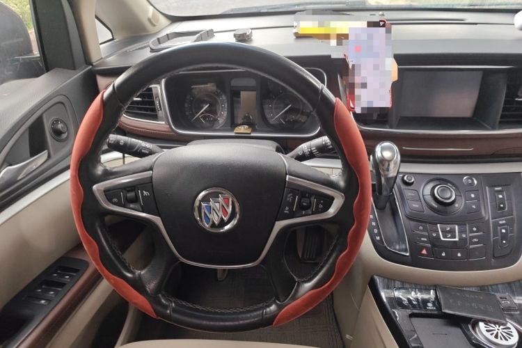 Used Buick GL8 2018 28T Luxury Model China VI Standard Steering Wheel