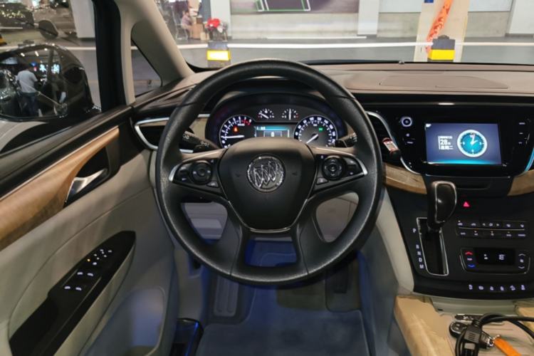 Used Buick GL8 2018 ES 28T Comfort Model China VI Standard Steering Wheel