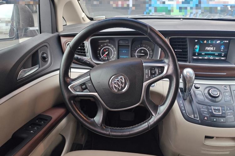 Used Buick GL8 2018 28T Luxury Model China VI Standard Steering Wheel