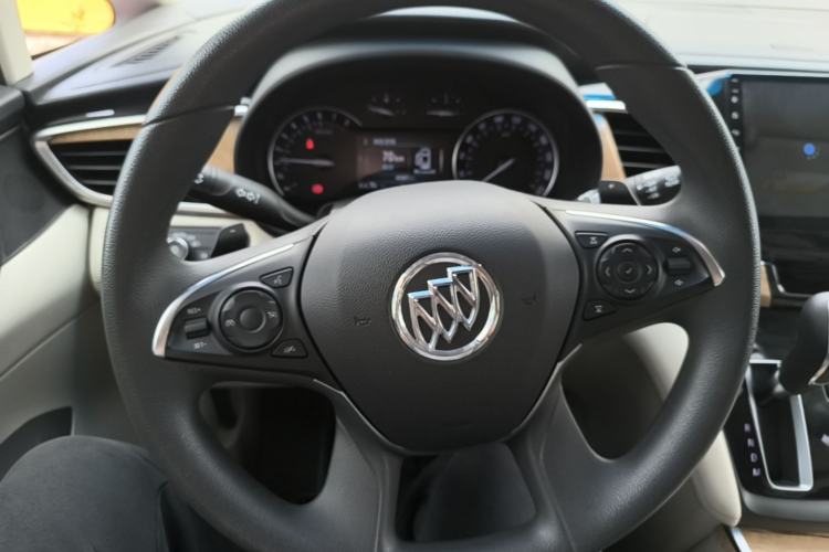 Used Buick GL8 2018 ES 28T Comfort Model China VI Standard Steering Wheel