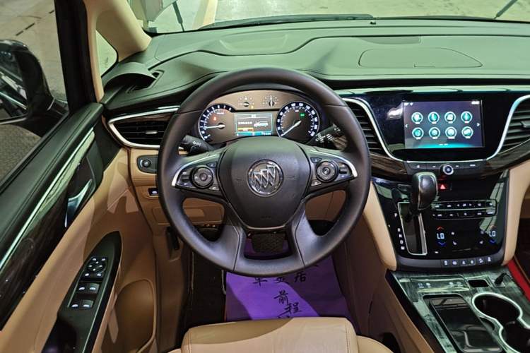 Used Buick GL8 2018 ES 28T Luxury Model China VI Standard Steering Wheel