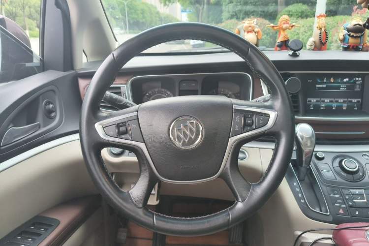 Used Buick GL8 2018 28T Prestige Version China VI Standard Steering Wheel