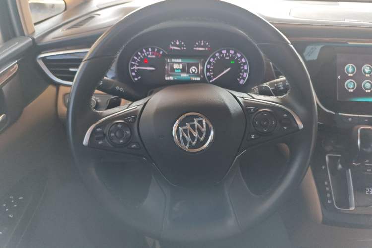Used Buick GL8 2018 ES 28T Flagship Model China VI Standard Steering Wheel