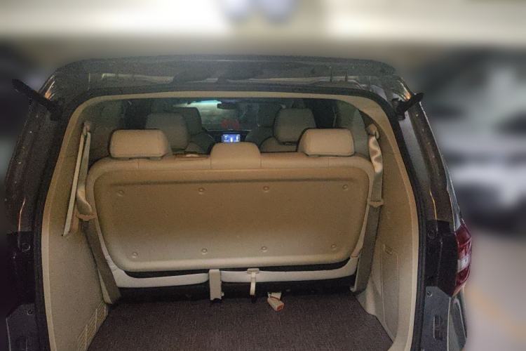 Used Buick GL8 2018 28T Comfort Model China VI Standard Trunk