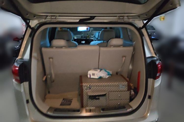Used Buick GL8 2018 ES 28T Comfort Model China VI Standard Trunk