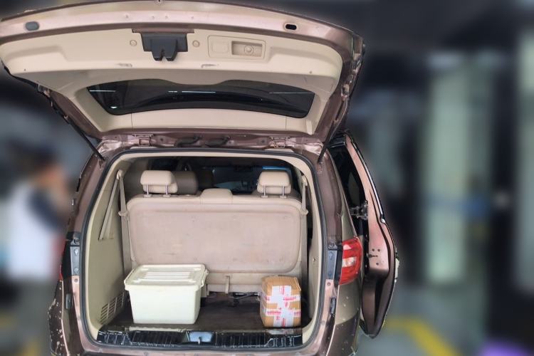 Used Buick GL8 2018 28T Luxury Model China VI Standard Trunk