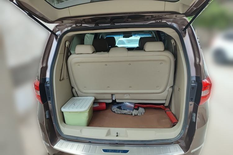 Used Buick GL8 2018 28T Luxury Model China VI Standard Trunk