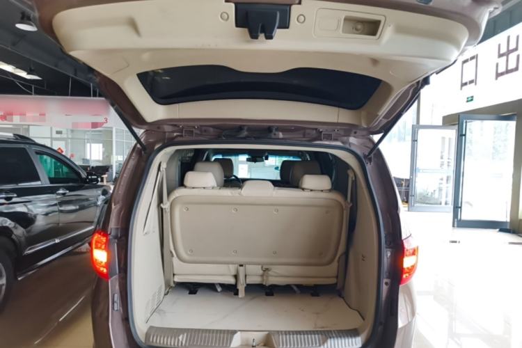 Used Buick GL8 2018 28T Comfort Model China VI Standard Trunk