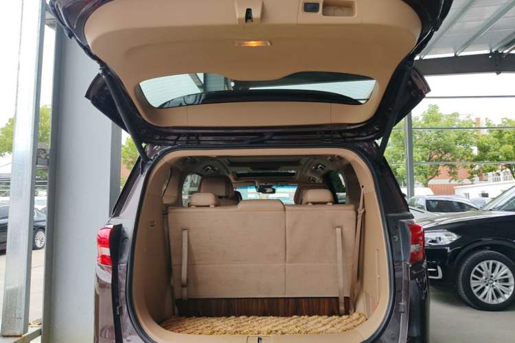 Used Buick GL8 2018 ES 28T Flagship Model China VI Standard Trunk