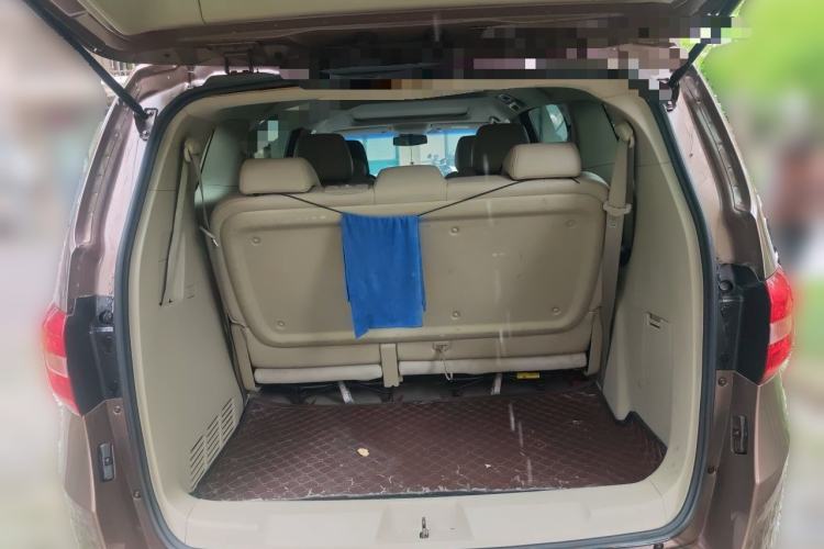 Used Buick GL8 2018 28T Luxury Model China VI Standard Trunk