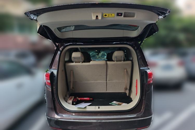 Used Buick GL8 2018 ES 28T Comfort Model China VI Standard Trunk