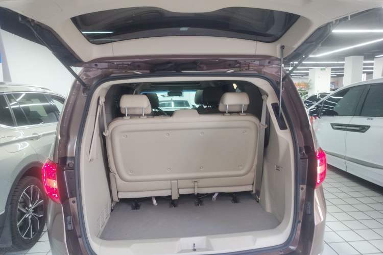 Used Buick GL8 2018 28T Prestige Version China VI Standard Trunk