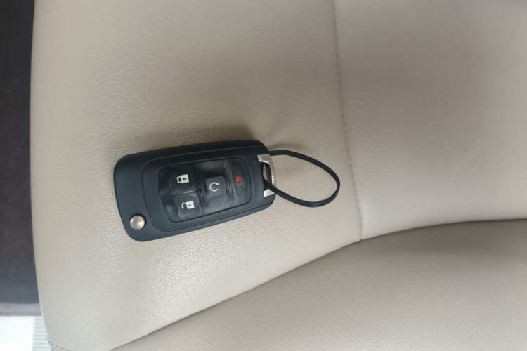 Used Buick GL8 2018 28T Comfort Model China VI Standard Vehicle Key