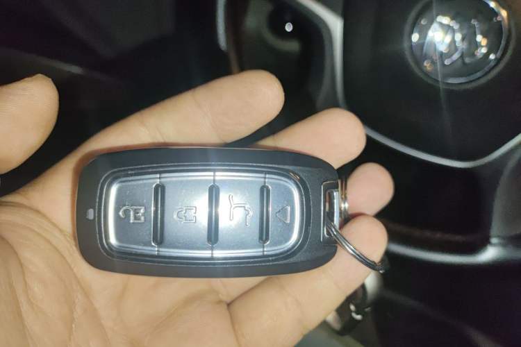 Used Buick GL8 2018 28T Comfort Model China VI Standard Vehicle Key