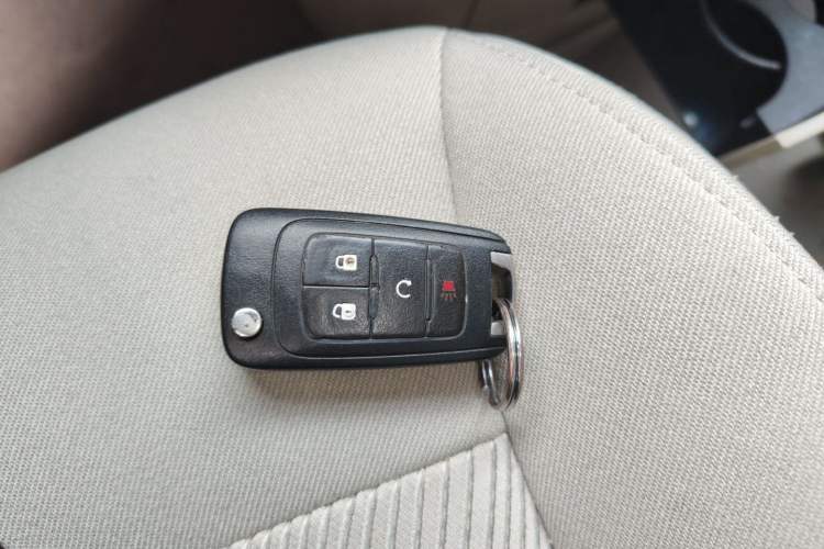 Used Buick GL8 2018 28T Comfort Model China VI Standard Vehicle Key